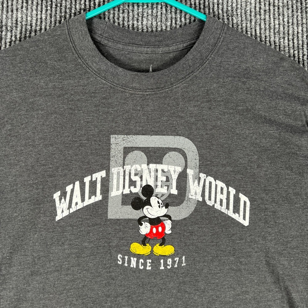 Mickey Mouse Walt Disney World Womens Shirt Medium Gray Short Sleeve Parks